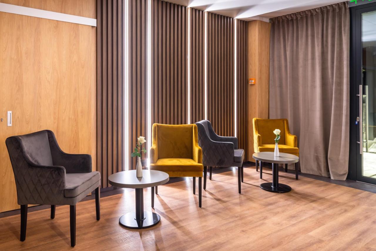 Aparthotel Nox Клуж-Напока Екстер'єр фото